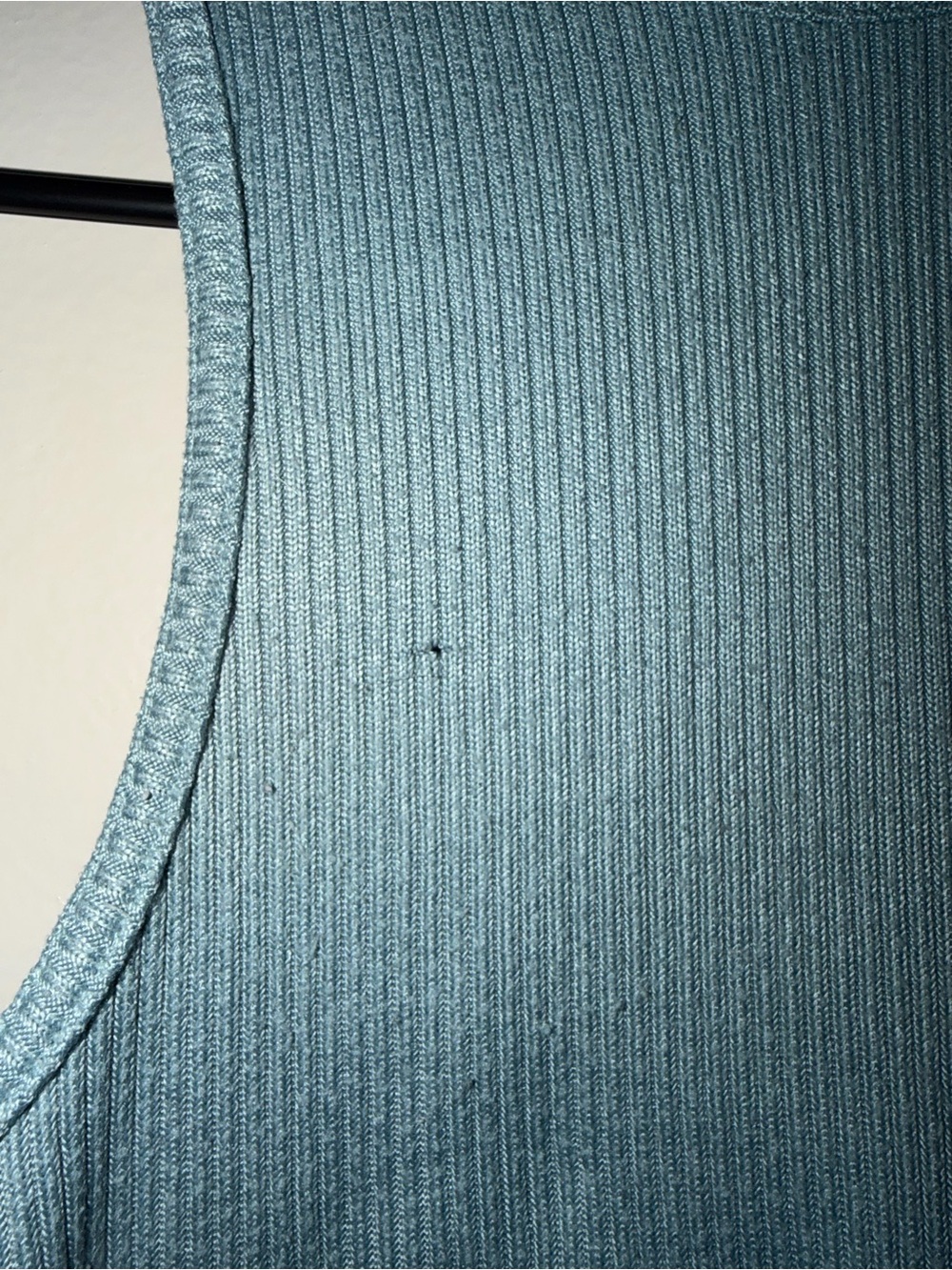 Gilly Hicks Corset Hem Ribbed Racerback Crop Tank - Picture 5 of 8